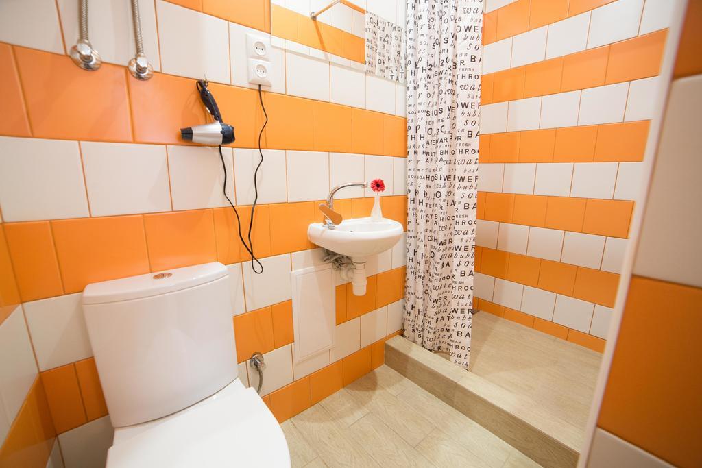 Apartment On Filatova 10/1 Lviv Eksteriør bilde